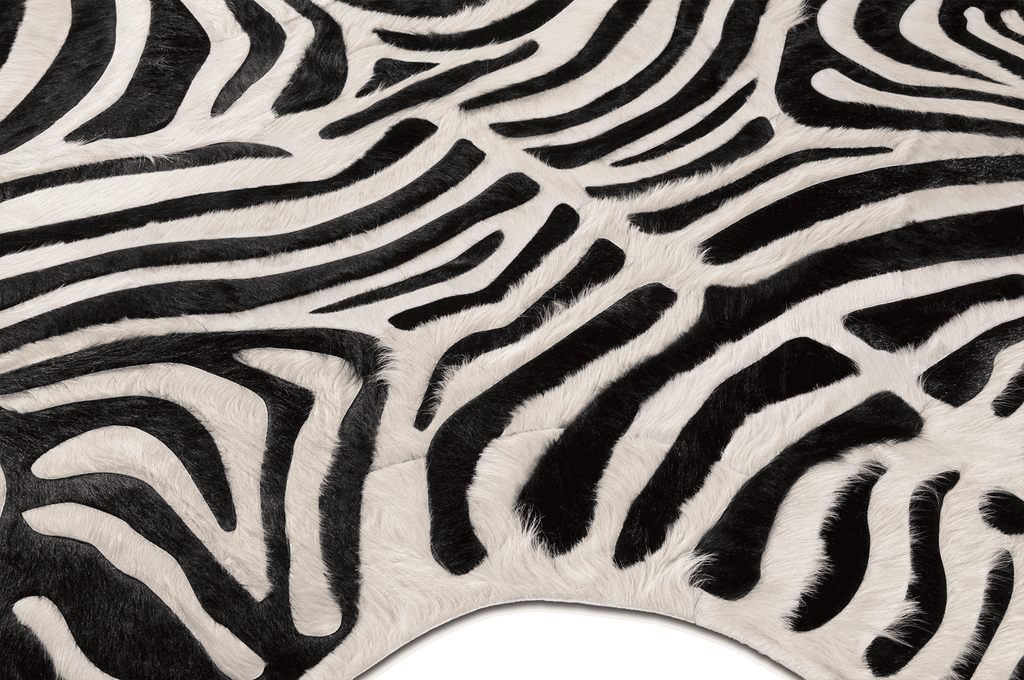 Zebra / Hide Rug / 030624