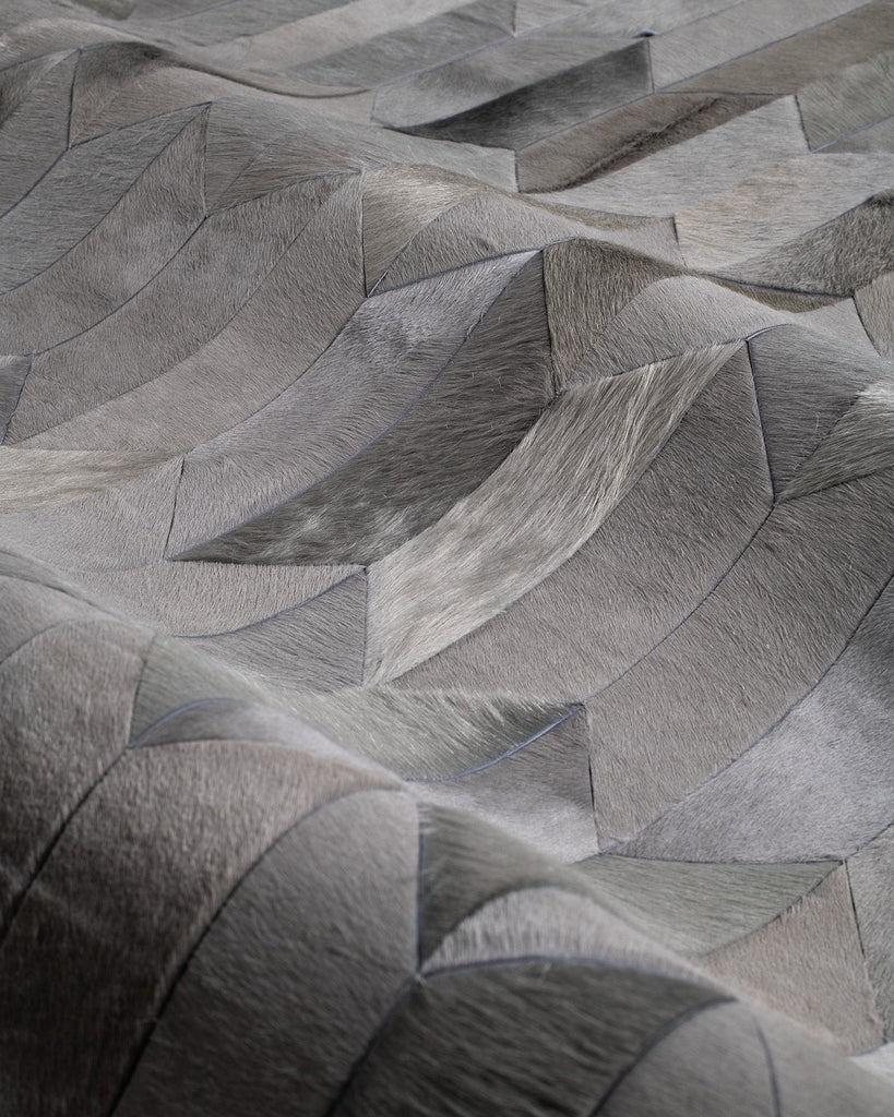 Quiver / Hide Rug / 23971
