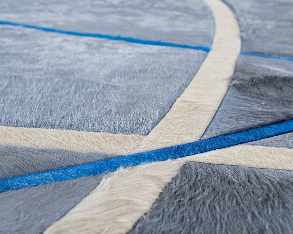 Silhouette / Hide Rug / 00501