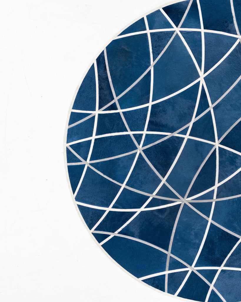 Silhouette / Hide Rug / 00481