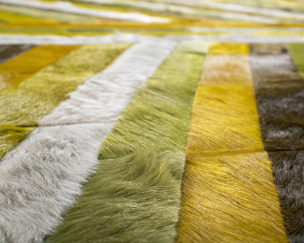 Biota / Hide Rug / 00729