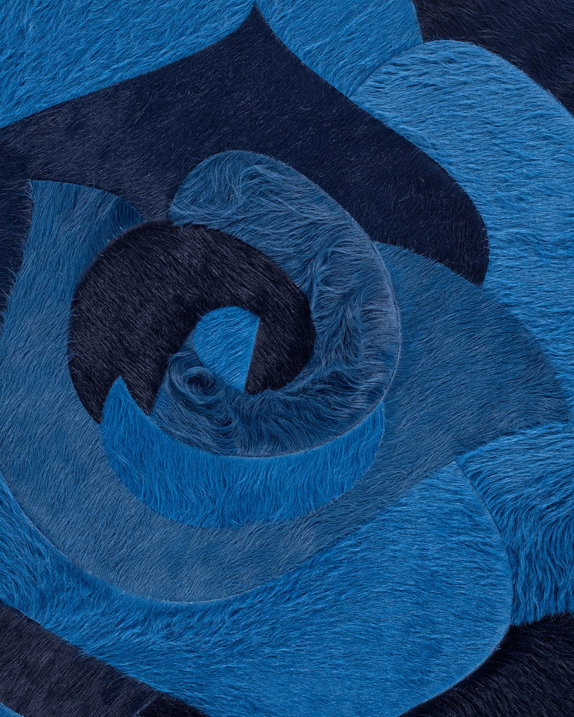 Coronation / Hide Rug / 00633