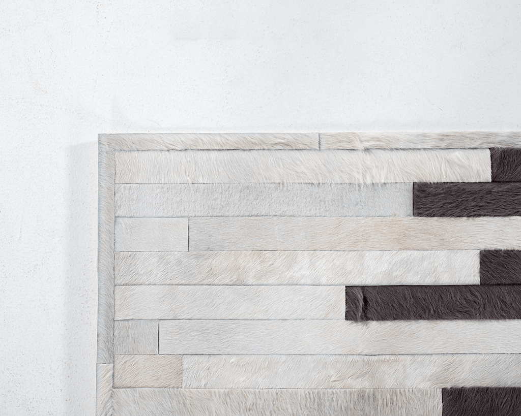Borderline / Hide Rug / 00258