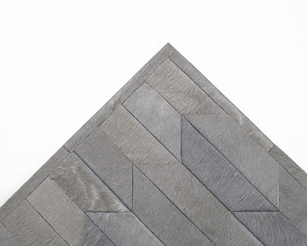 Quiver / Hide Rug / 23971