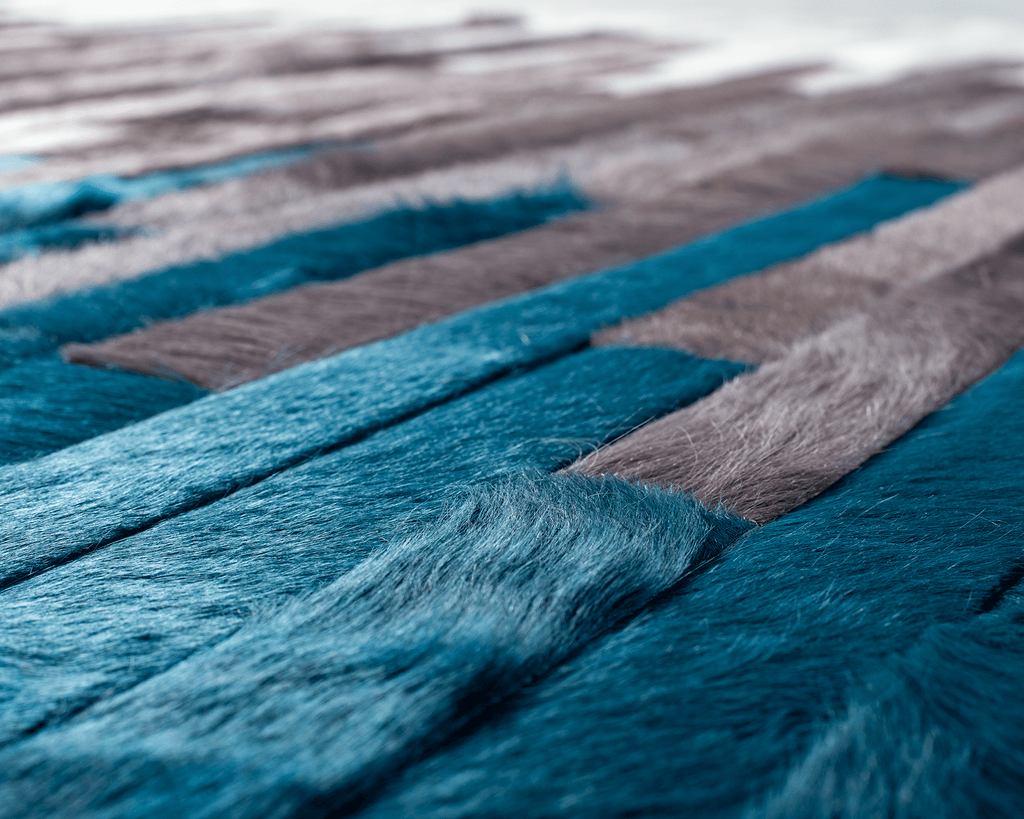 Borderline / Hide Rug / 00258