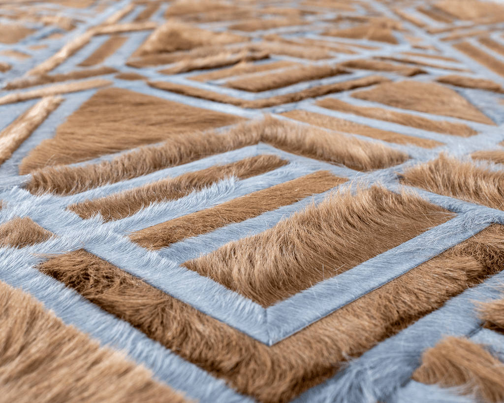 Deco II / Hide Rug / 00641