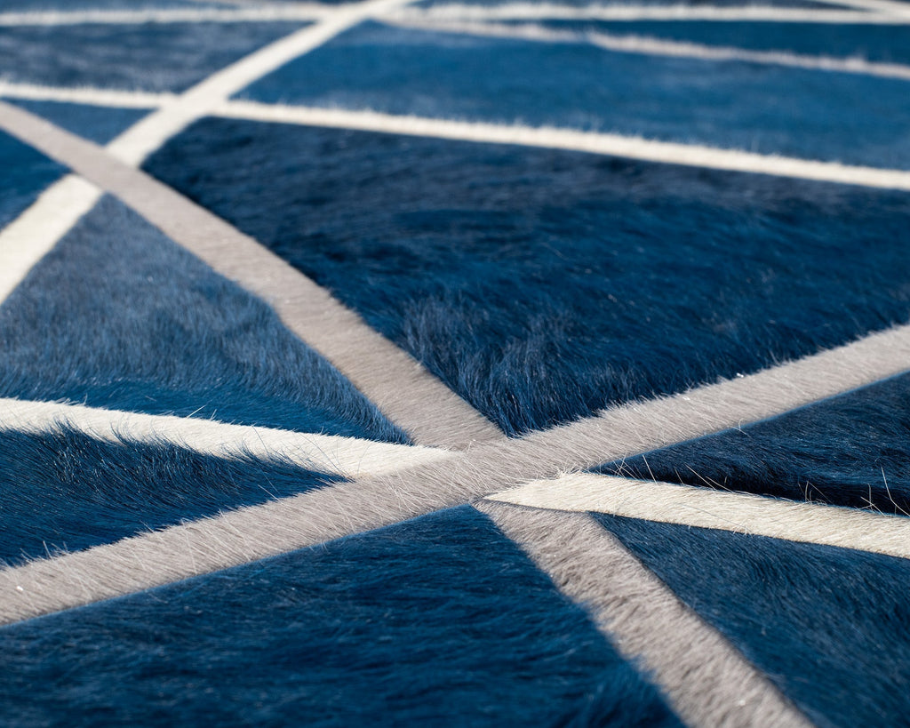 Silhouette / Hide Rug / 00481