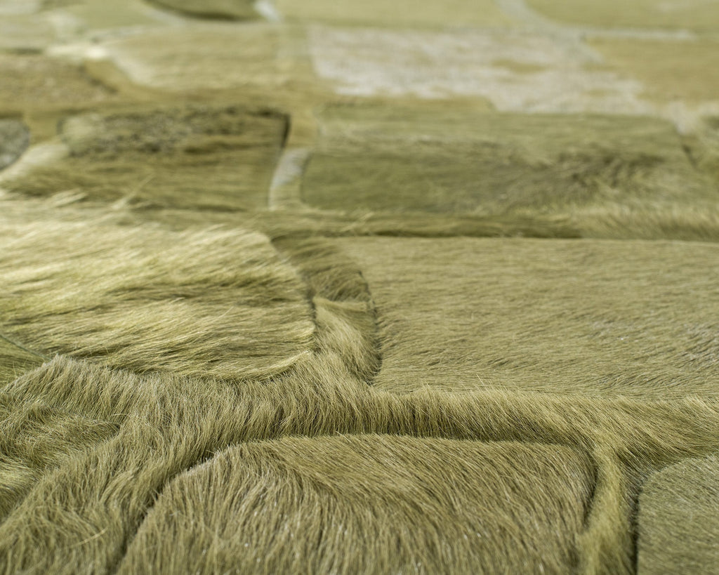 Croc / Hide Rug / 00645
