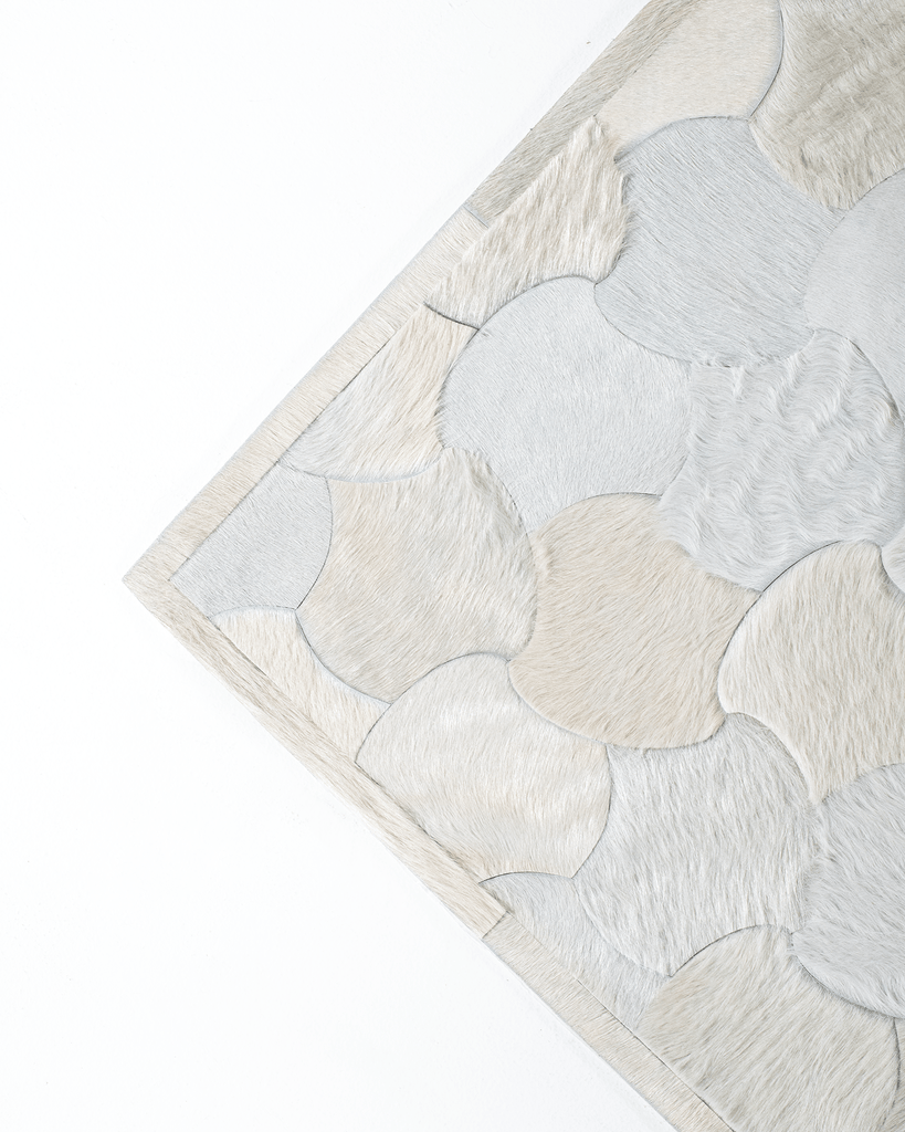 Leigh / Hide Rug / 00616