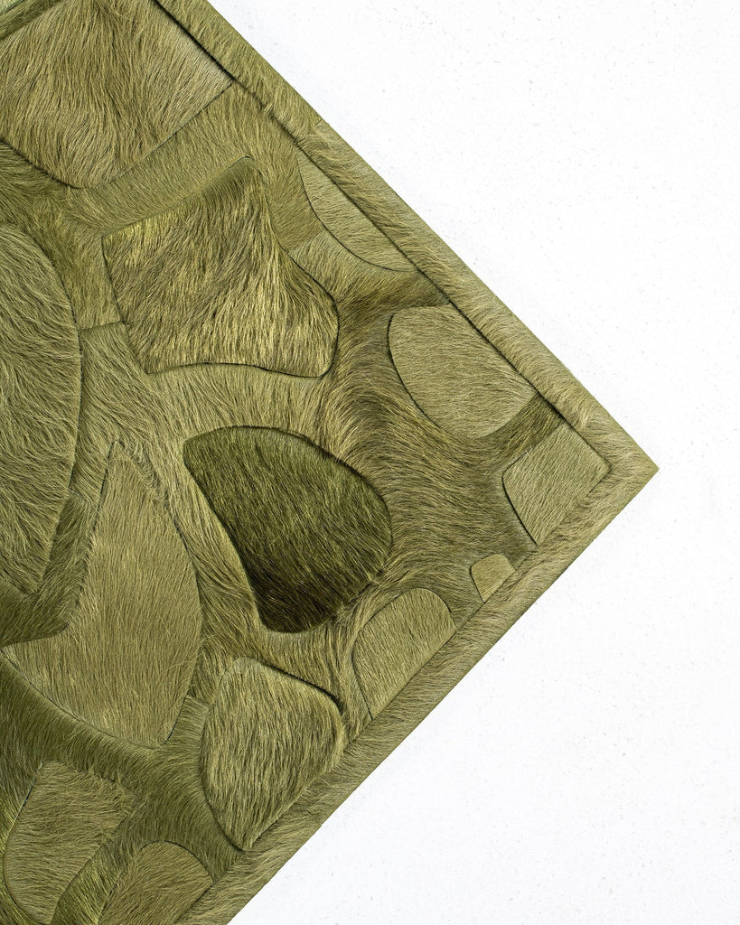 Croc / Hide Rug / 00645
