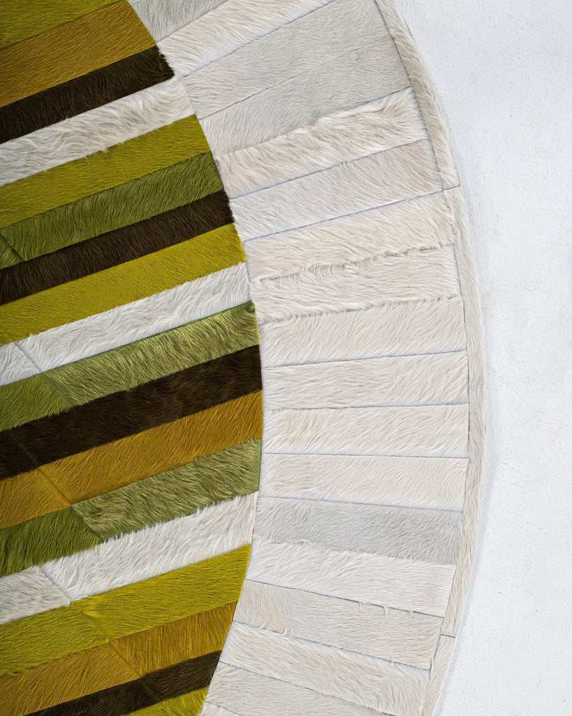 Biota / Hide Rug / 00729