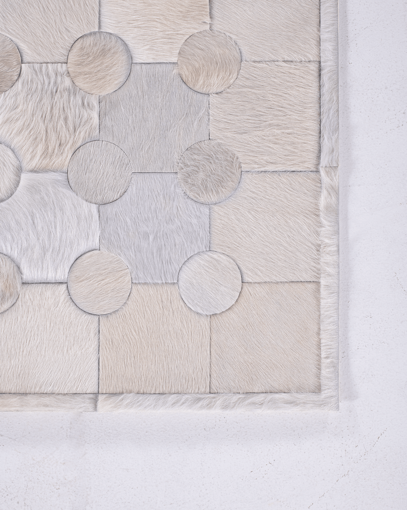 Limelight / Hide Rug / 00644