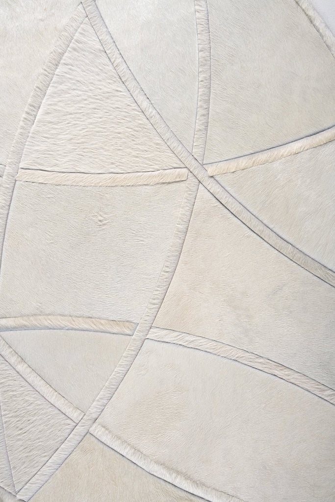 Silhouette / Hide Rug / 00966