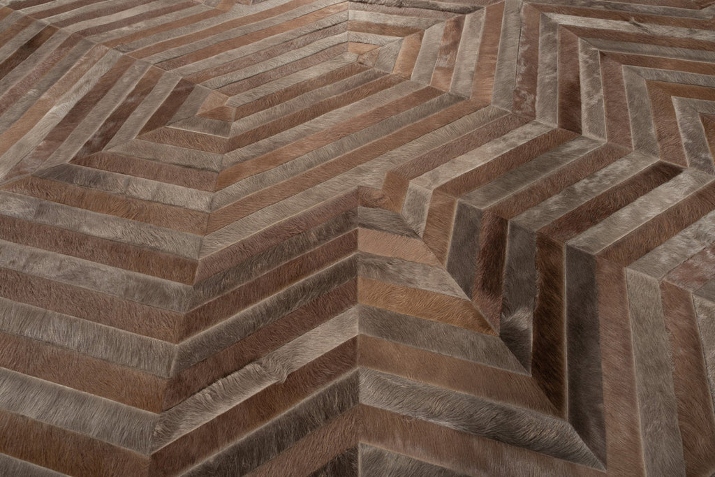 Ricochet / Hide Rug / 00947