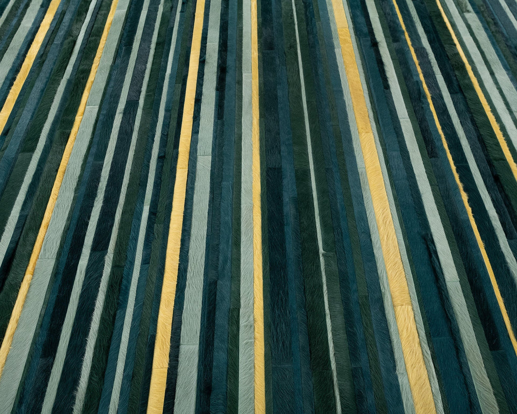 Jet Stream / Hide Rug / 00789