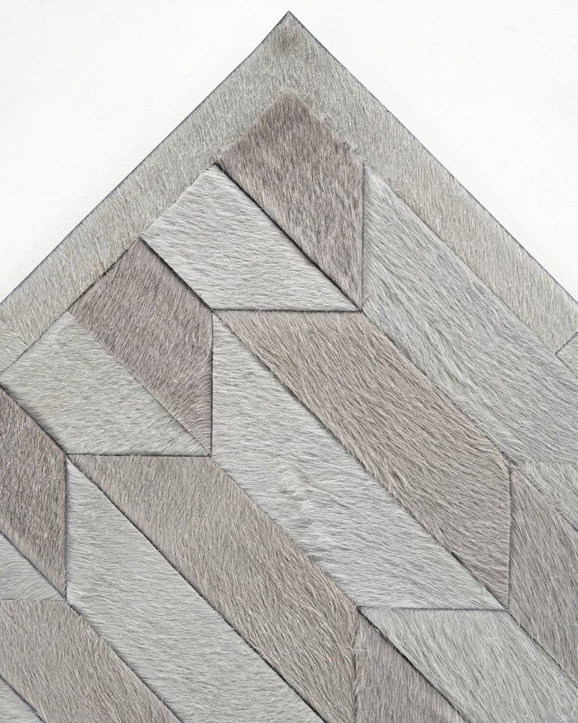 Quiver / Hide Rug / 21923