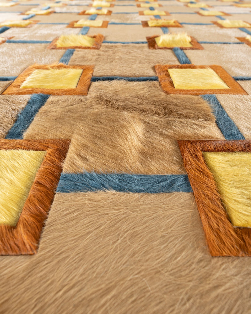 Glamorous / Hide Rug / 21666