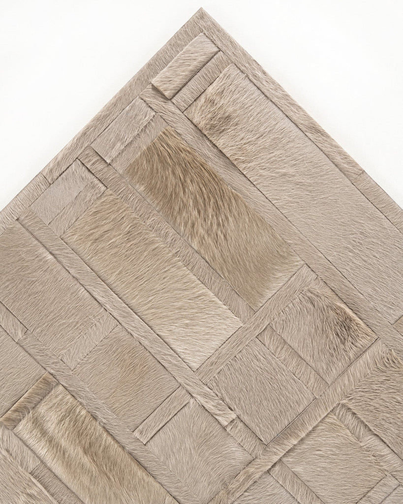 Beltway / Hide Rug / 18954
