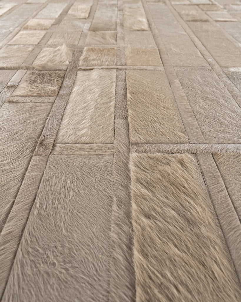 Beltway / Hide Rug / 18954