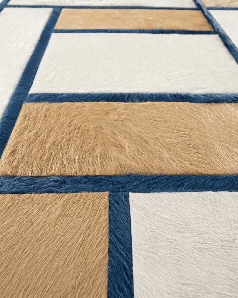Custom / Hide Rug / 20492