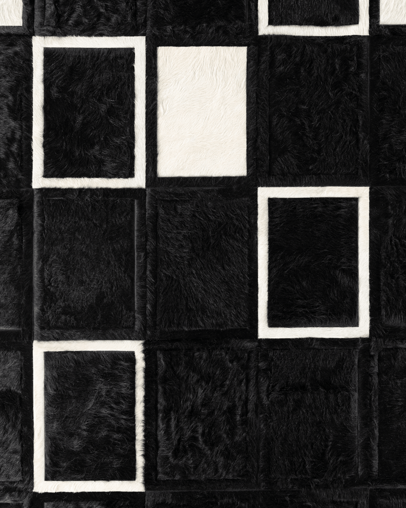 Promenade / Hide Rug / 21396