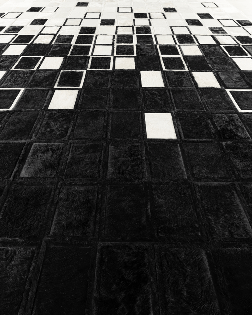 Promenade / Hide Rug / 21396