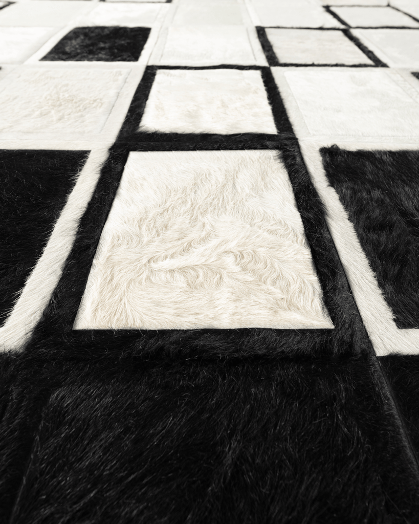 Promenade / Hide Rug / 21396
