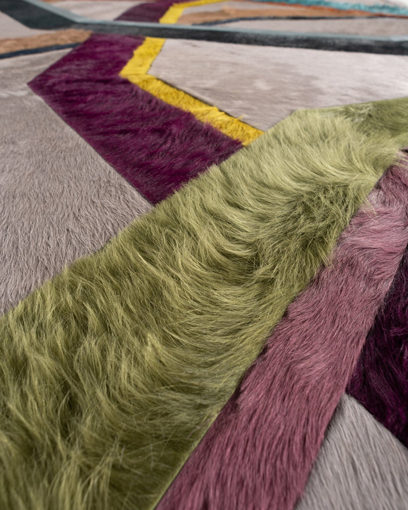 Vertigo / Hide Rug / 19070