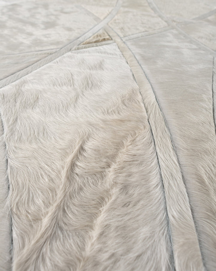 Silhouette / Hide Rug / 22600