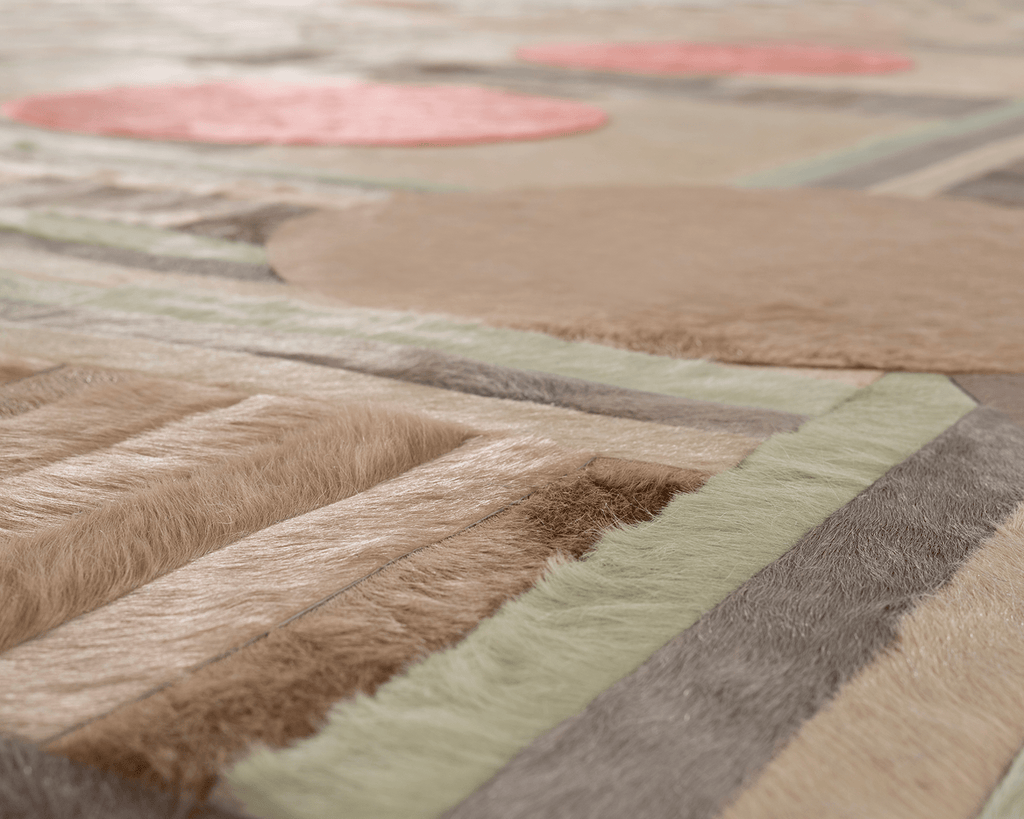 Atlas / Hide Rug / 22033