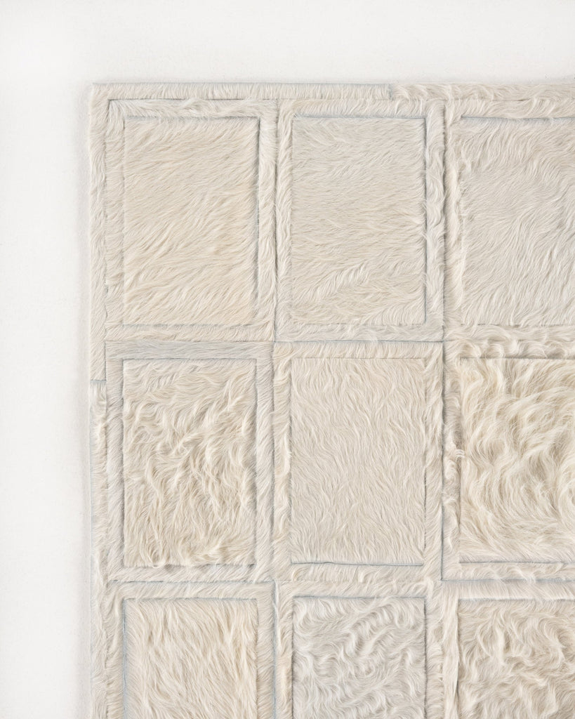 Promenade / Hide Rug / 22656