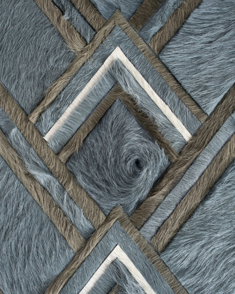 Caravan / Hide Rug / 20247
