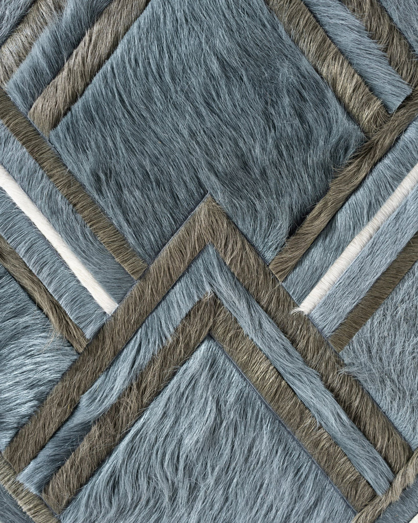 Caravan / Hide Rug / 20247