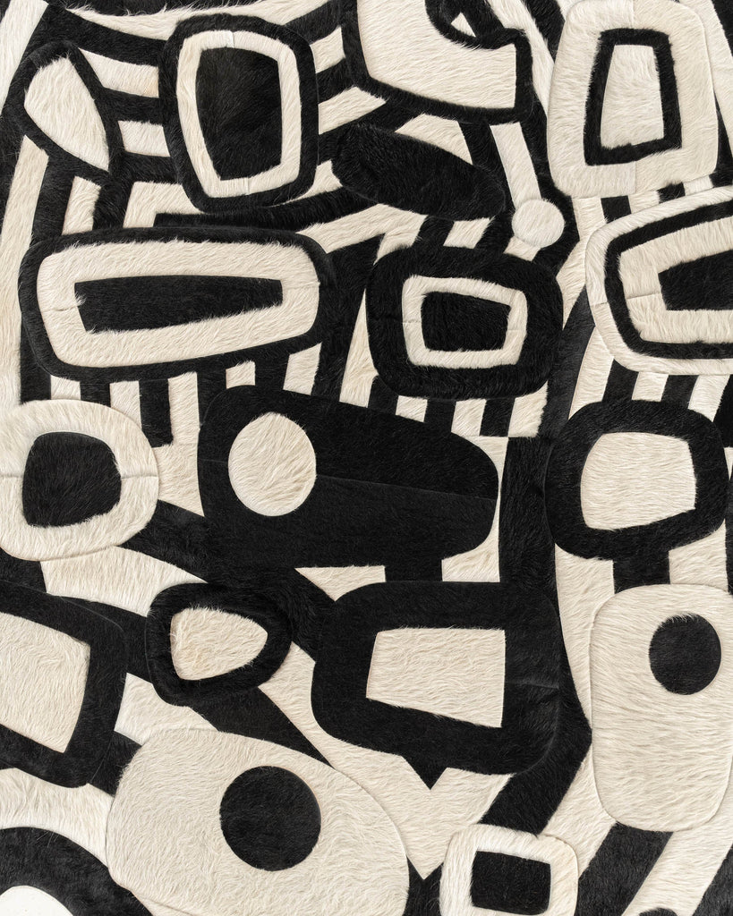Mika / Hide Rug / 00344