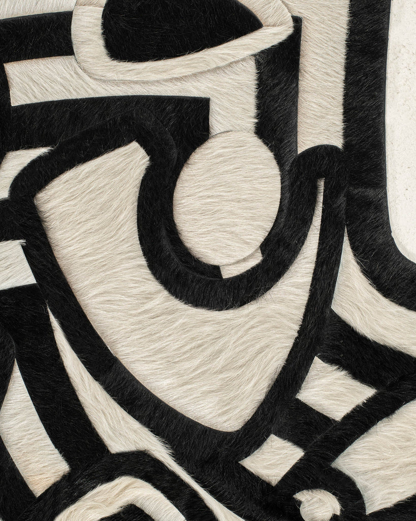 Mika / Hide Rug / 00344