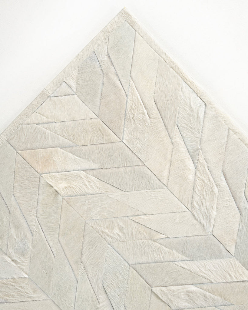 Lance / Hide Rug / 00956