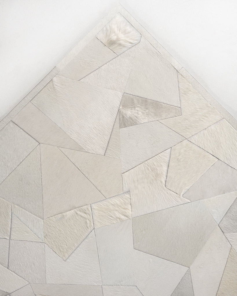 Broken / Hide Rug / 00613