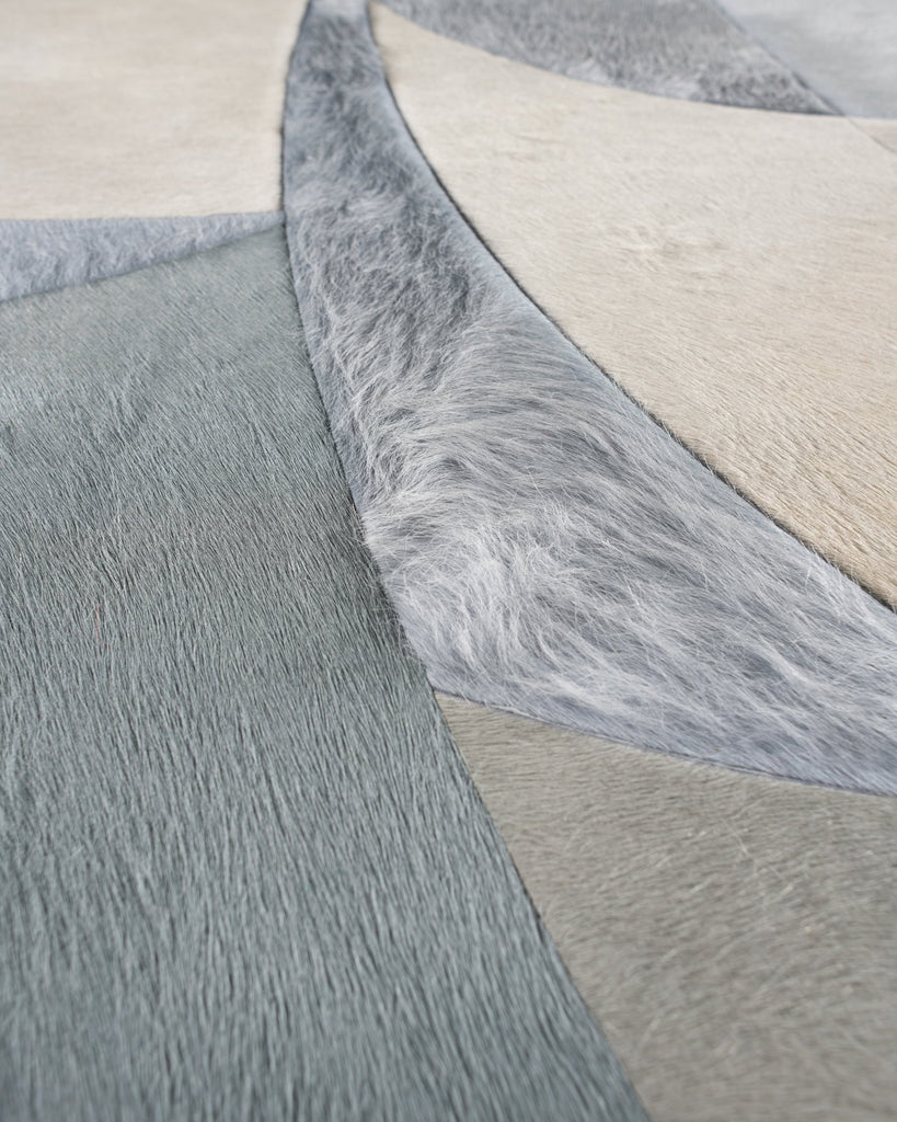 Luna / Hide Rug / 22571