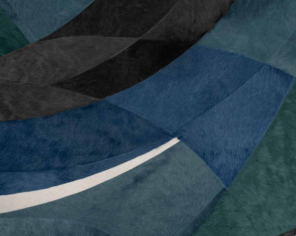 Luna / Hide Rug / 24405