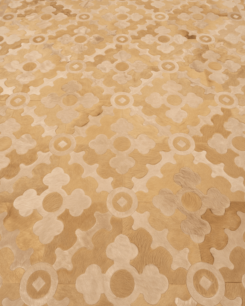 Empire / Hide Rug / 24671