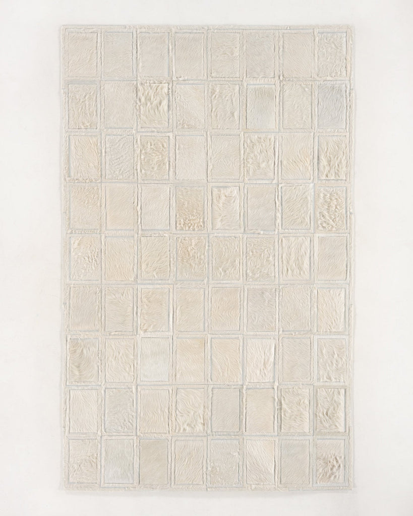 Promenade / Hide Rug / 22656