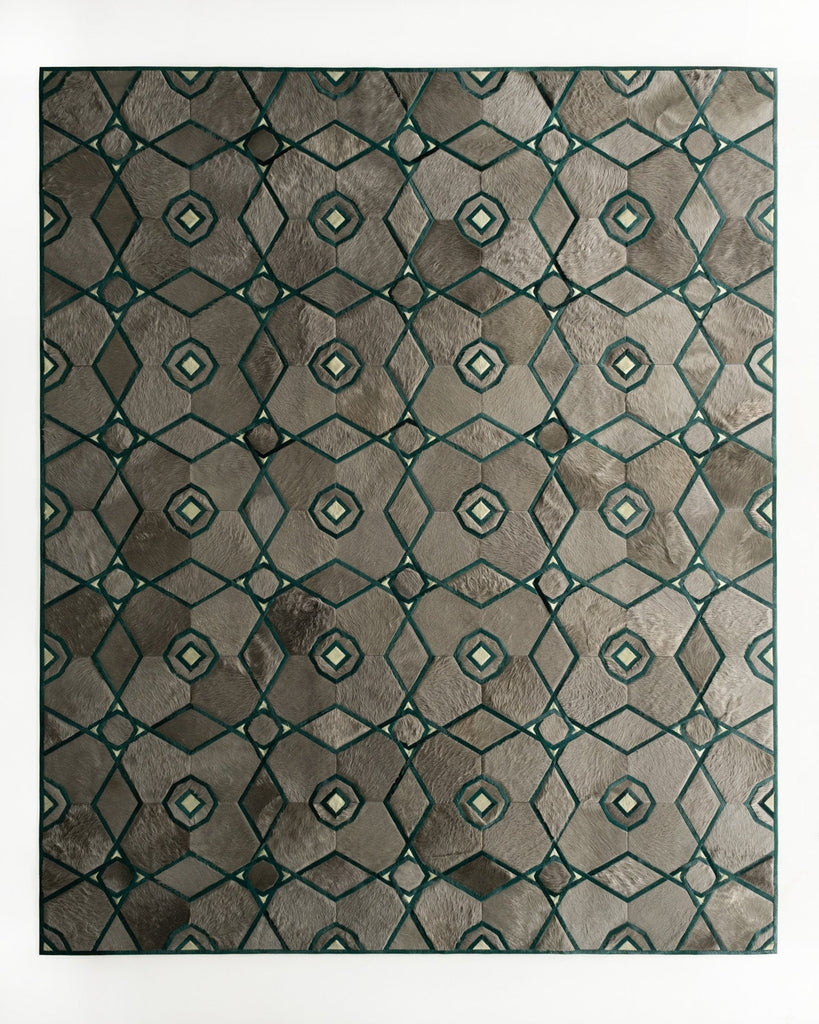 Guinevere / Hide Rug / 20435