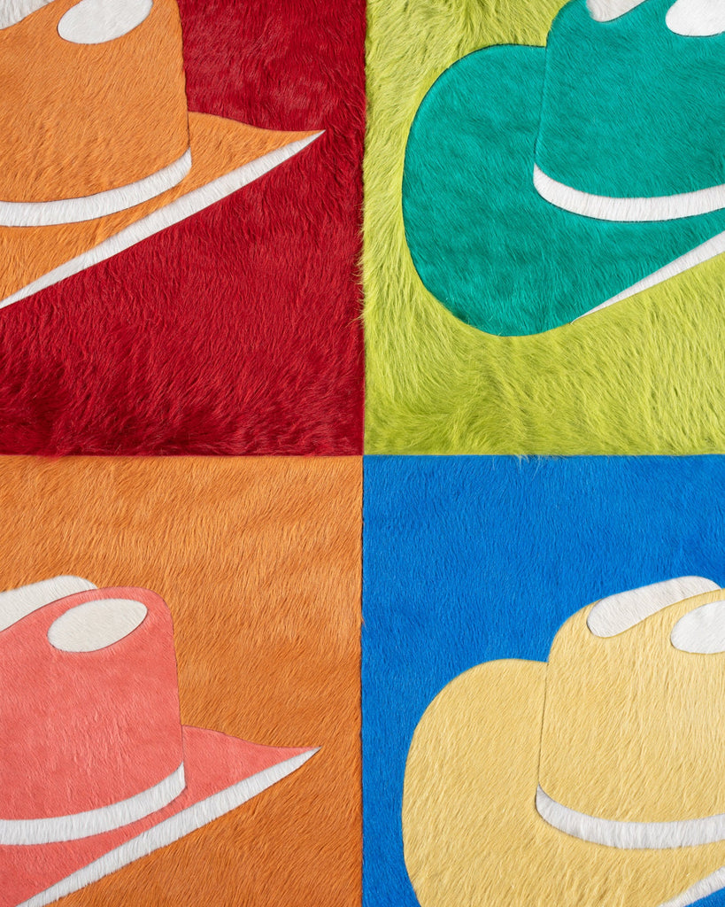 Troubadour / Hide Rug / 18054