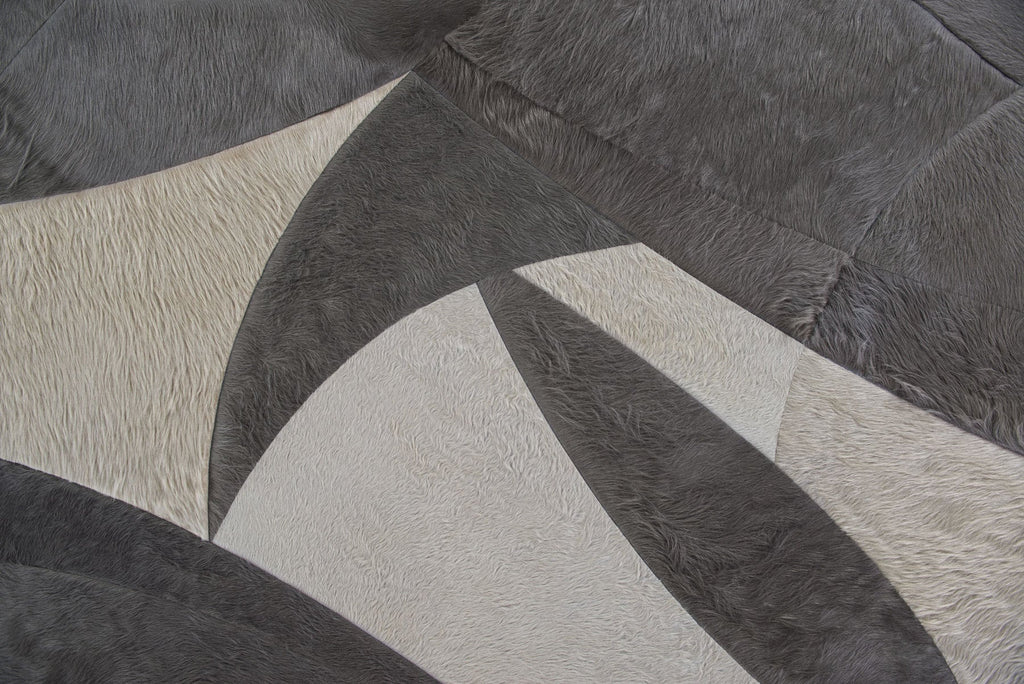 Luna / Hide Rug / 06030