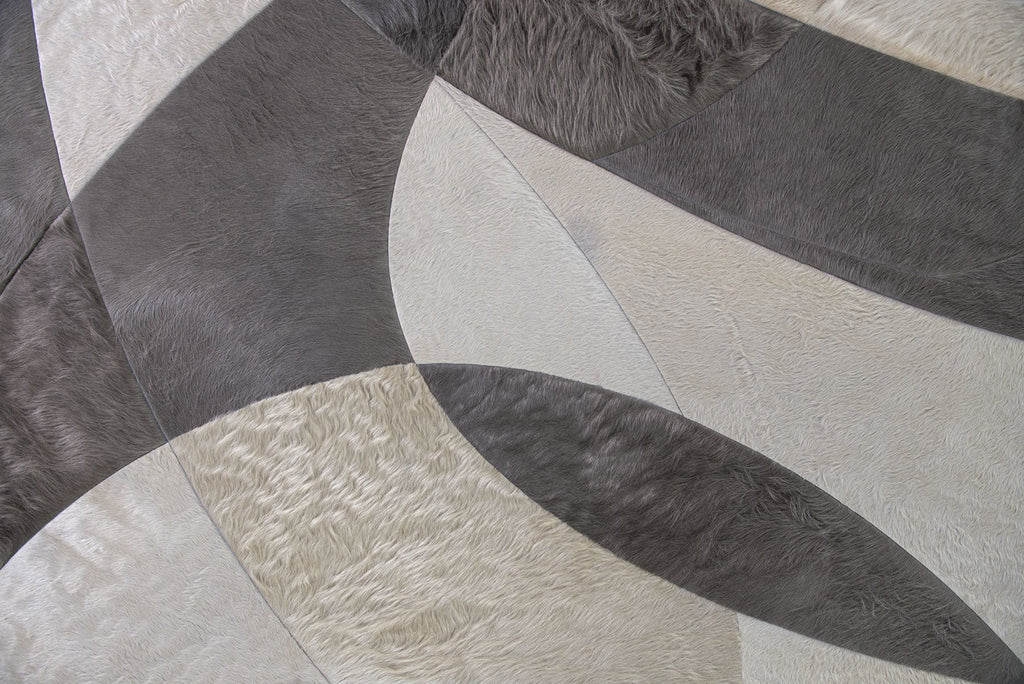 Luna / Hide Rug / 06030