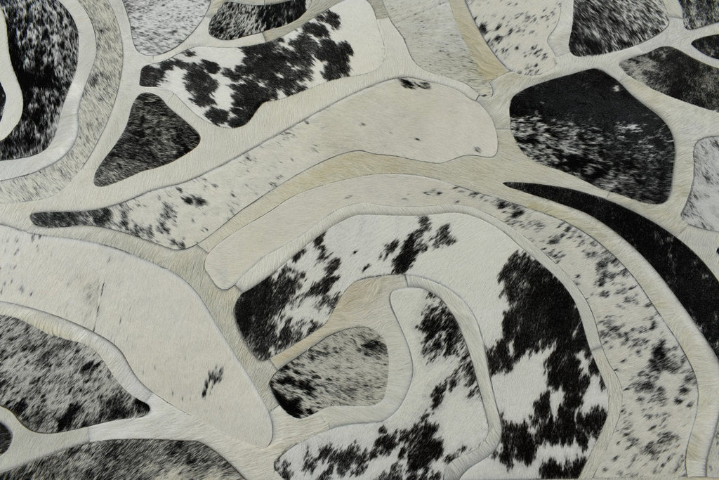 Bloom / Hide Rug / 13650