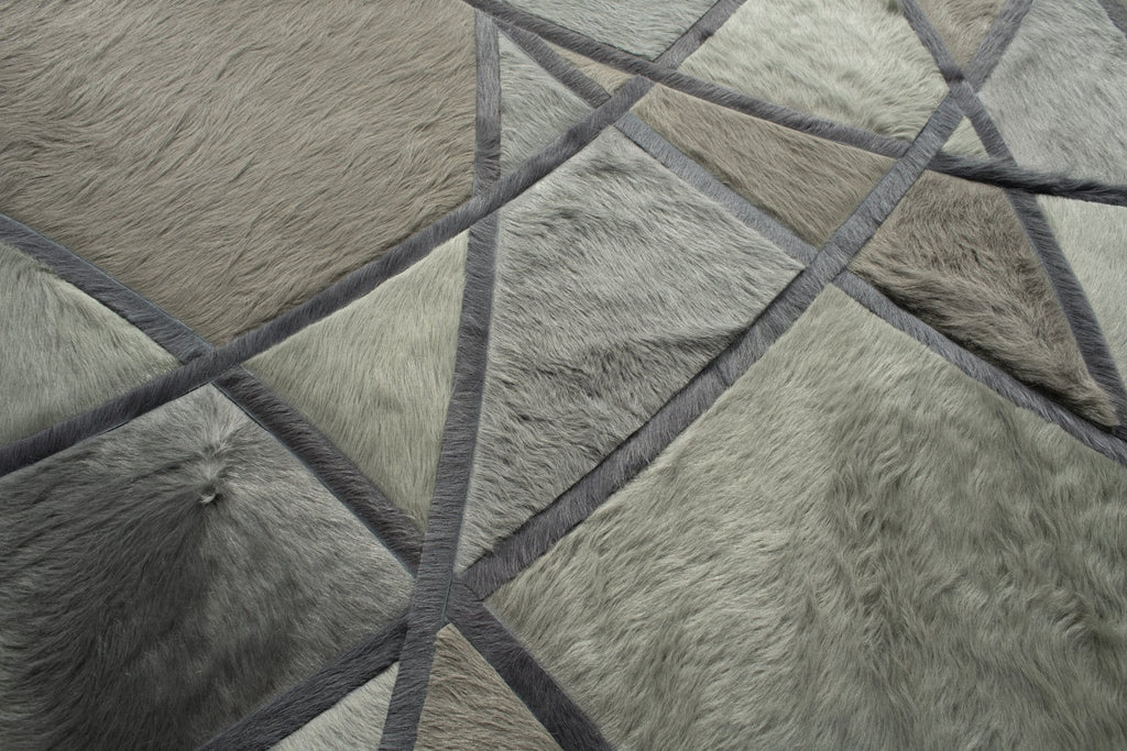 Silhouette / Hide Rug / 13856