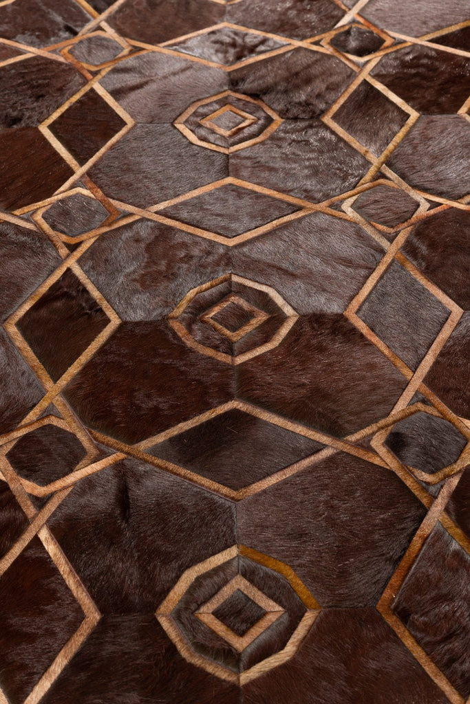 Guinevere / Hide Rug / 11915