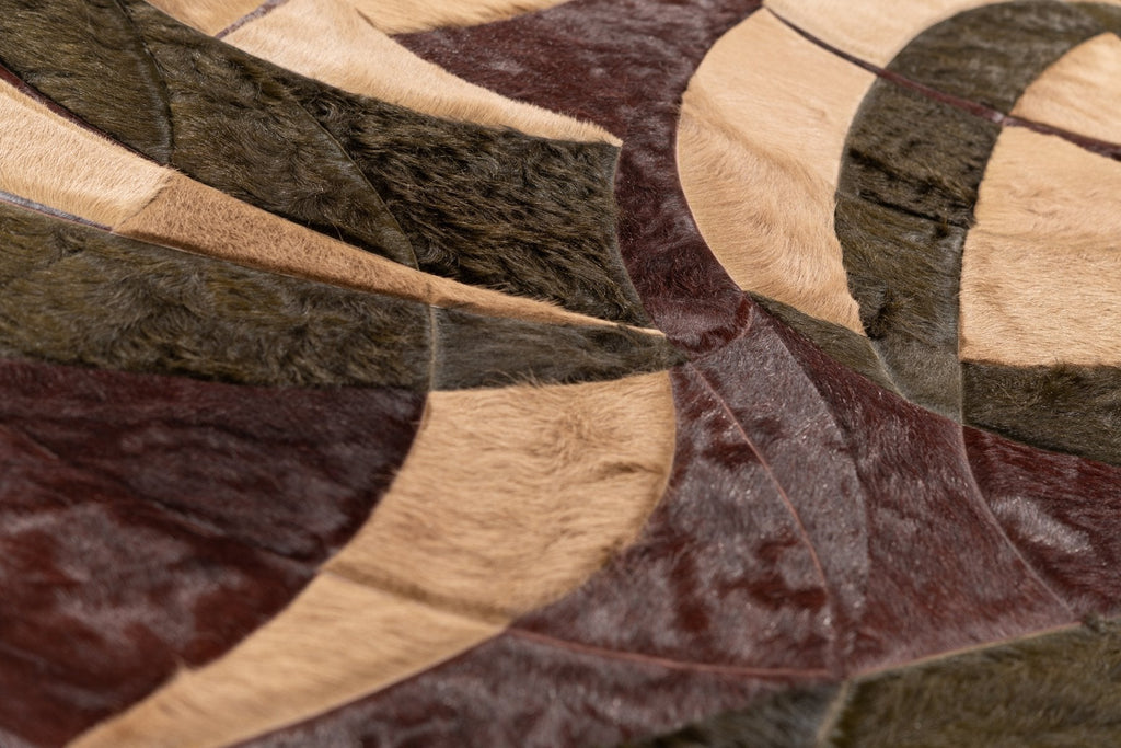 Luna / Hide Rug / 11907