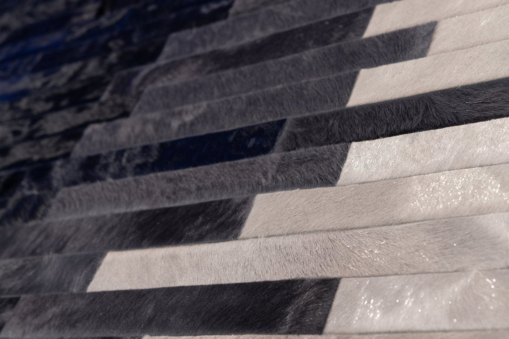Borderline / Hide Rug / 11764